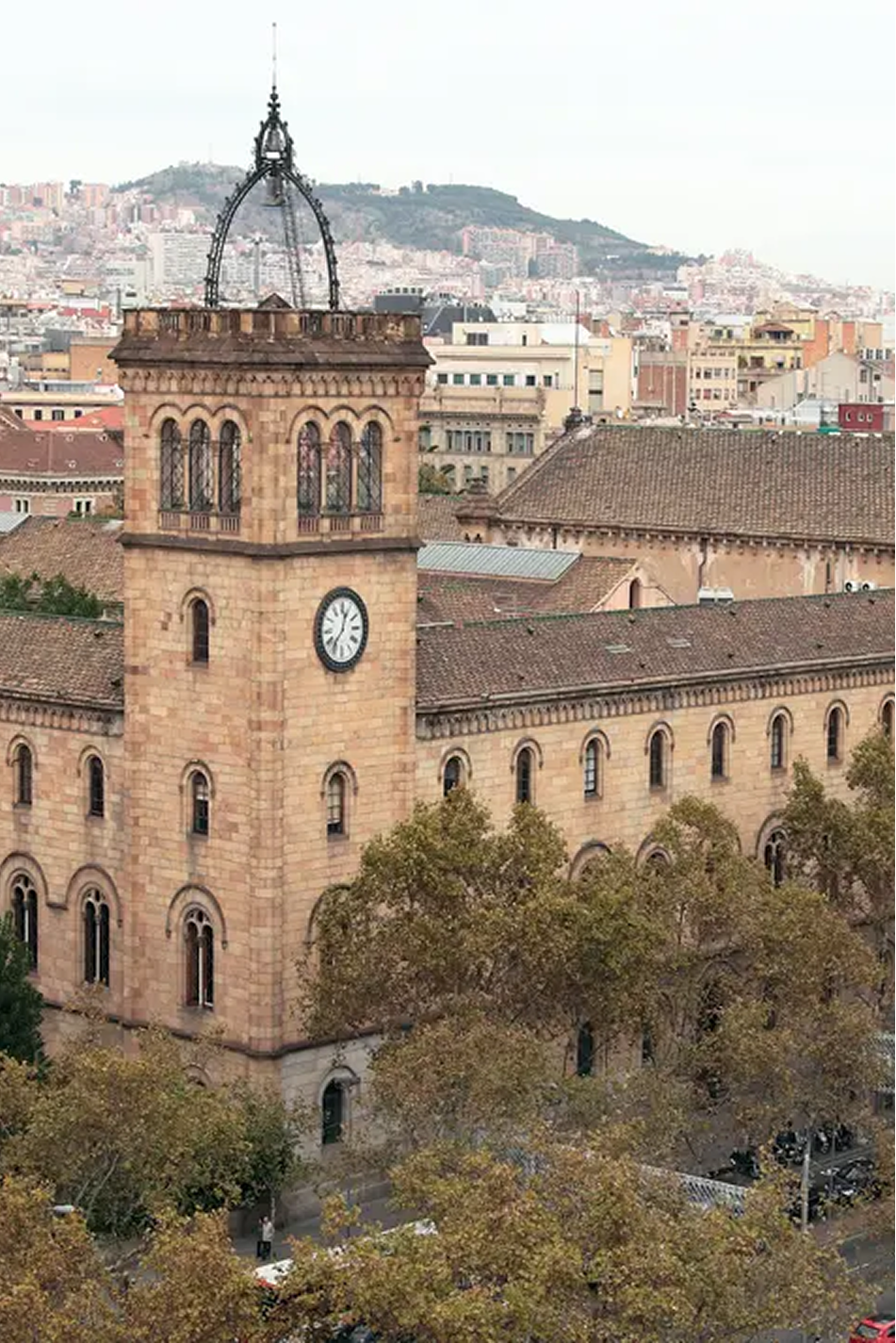 Universidade de Barcelona, palco da imersão em Neurociência da expedição